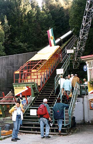 Kreuzeckbahn bottom station