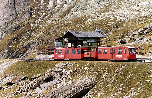 Narrow gauge train